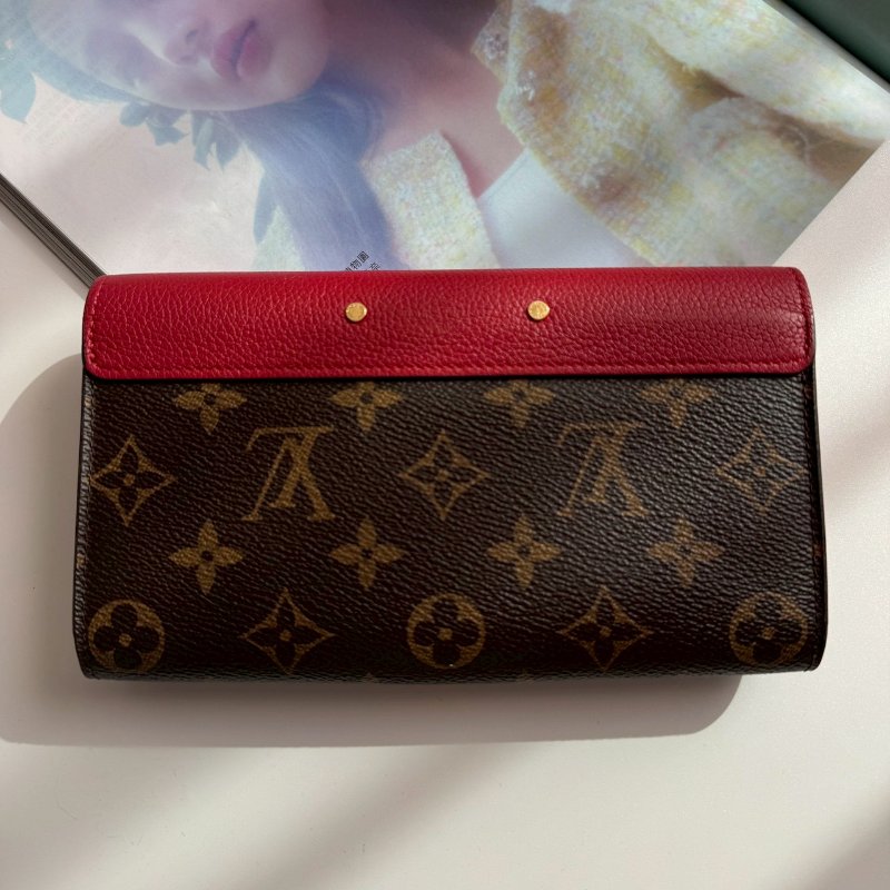 ❤️盒子 防塵都有 特殊絕版款 LV 紅皮革拼經典花紋釦式長夾-1