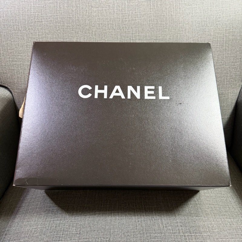 CHANEL GST系列經典雙CLOGO菱格荔枝紋牛皮金鍊三層肩背托特包(黑)-3