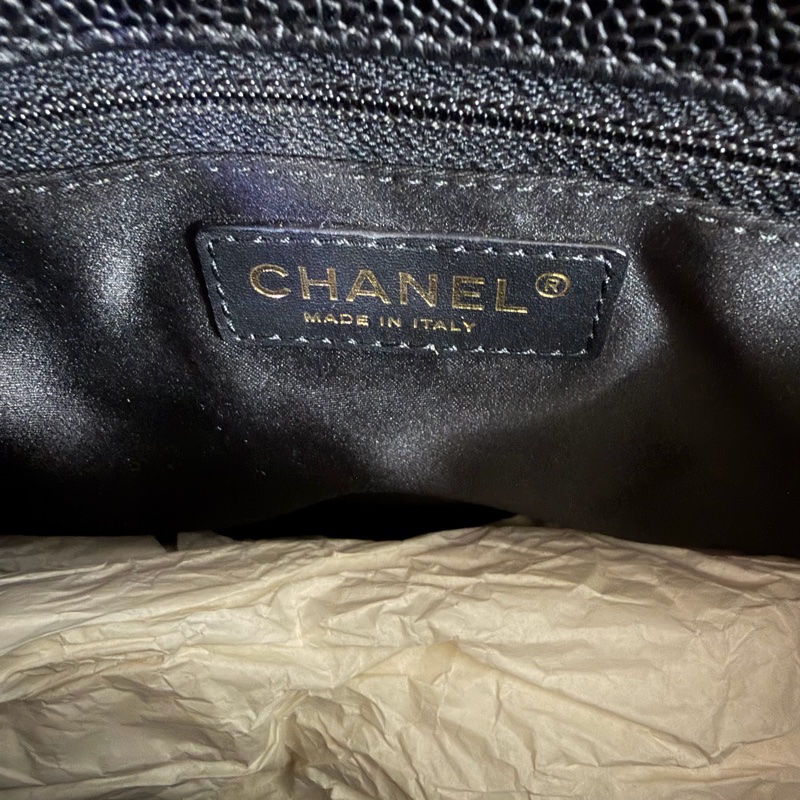 CHANEL GST系列經典雙CLOGO菱格荔枝紋牛皮金鍊三層肩背托特包(黑)-9