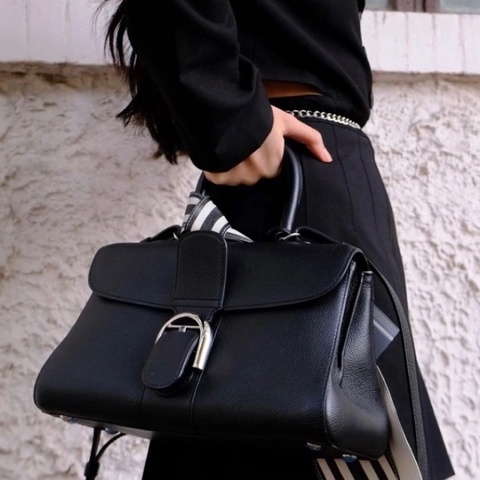 ✨Delvaux 德爾沃 99新 橫版 brilliant East west 深藍銀扣💙