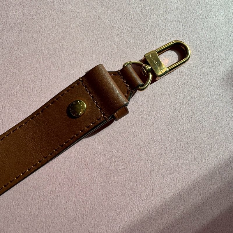 💝外出超方便 LV 紅拼經典老花金色鎖頭手提斜背包-9