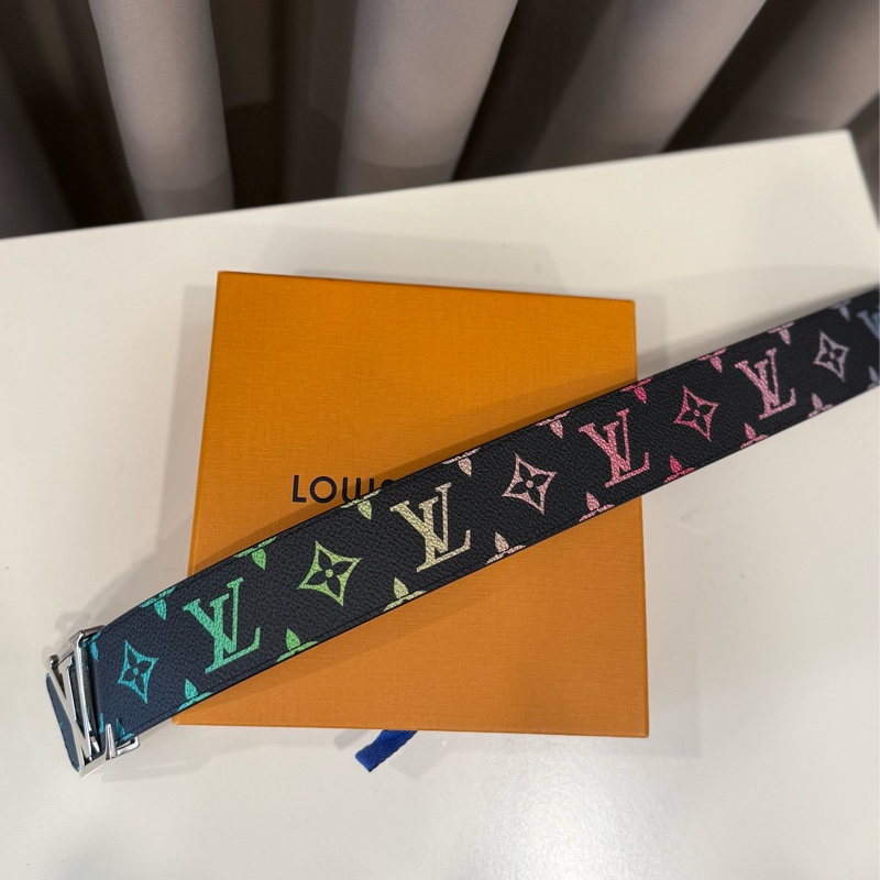 （極新美品）louis vuitton路易威登黑彩皮帶-2