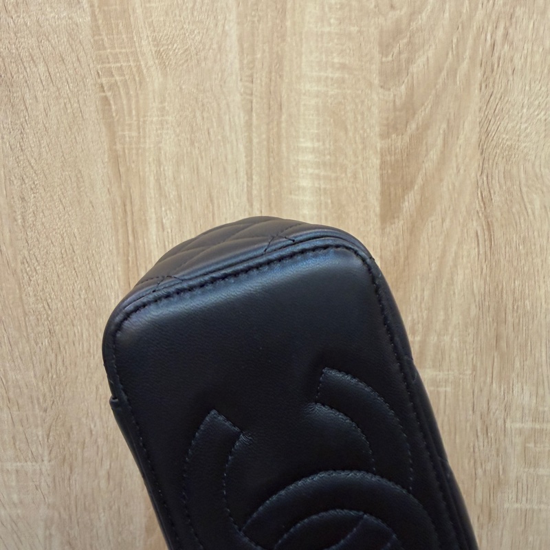 Chanel 黑羊皮霧金釦山茶花調節化妝盒AP3301-7