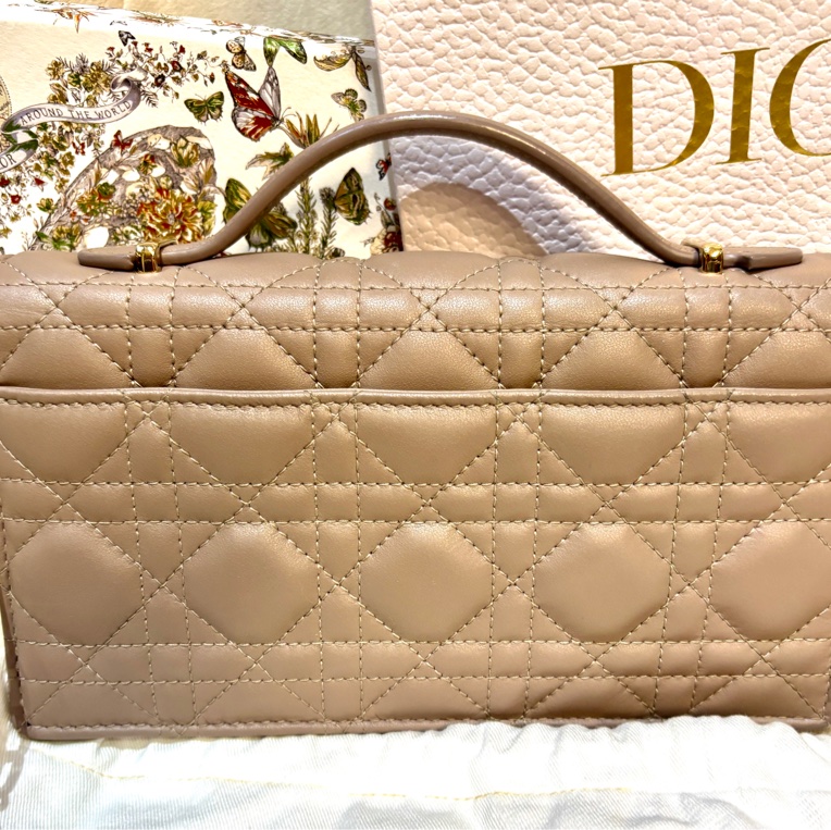 My Dior 迷你包 淡米色 Cannage 籐格紋羊皮 編號: S0980ONMJ_M51U-7