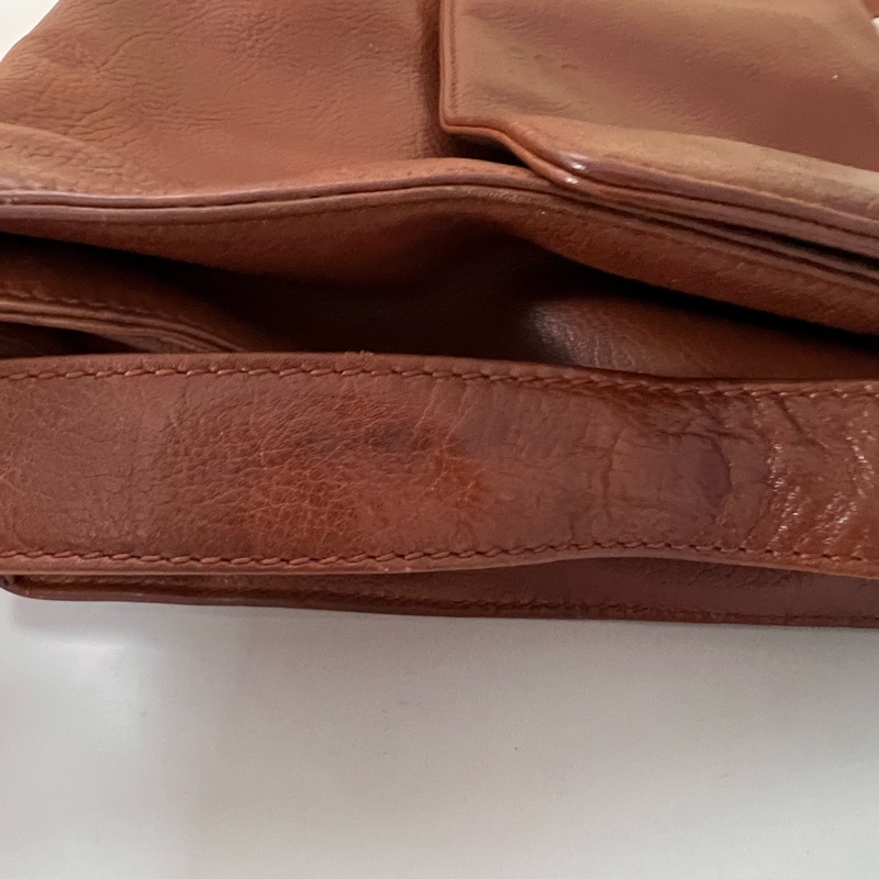 LOEWE 羅威 棕色牛皮肩背包-11