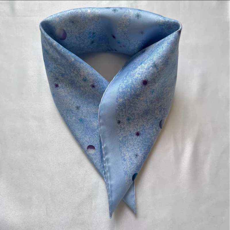 【全新 ✨ 全網最甜價!】Hermes 淡蓝色絲巾 Full Set有盒(下單前先詢問庫存❗️)-2