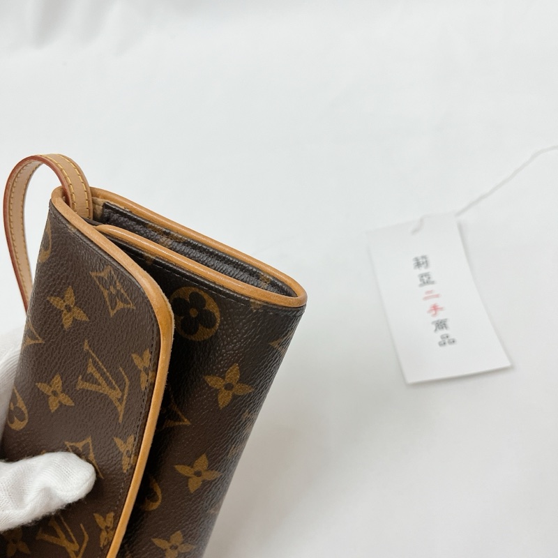 莉亞精品♡LV M51852 信封斜背包 小款 二手-12