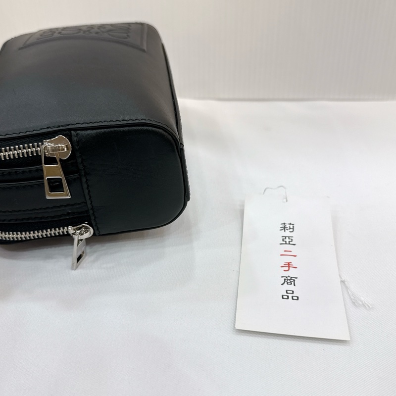 莉亞精品♡ Loewe 相機包 黑 二手-8