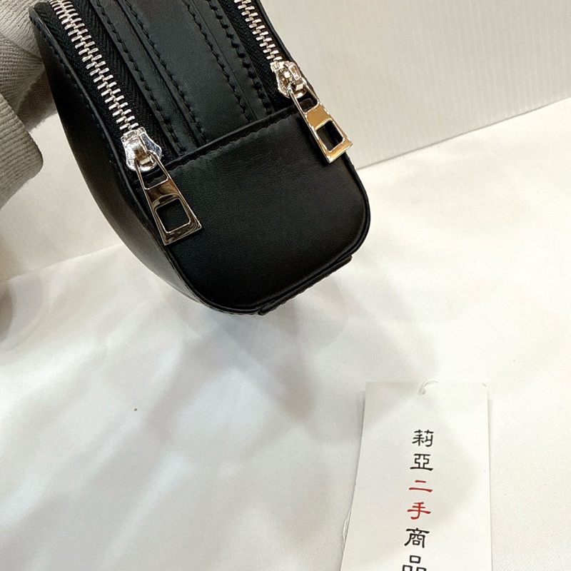 莉亞精品♡ Loewe 相機包 黑 二手-11