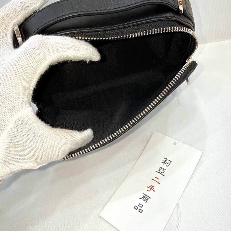莉亞精品♡ Loewe 相機包 黑 二手-14