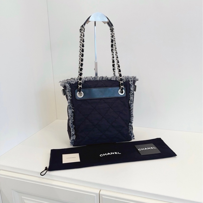 ✨Chanel 黑銀降落傘沙灘包 小號 浮雕logo 98新🖤-2