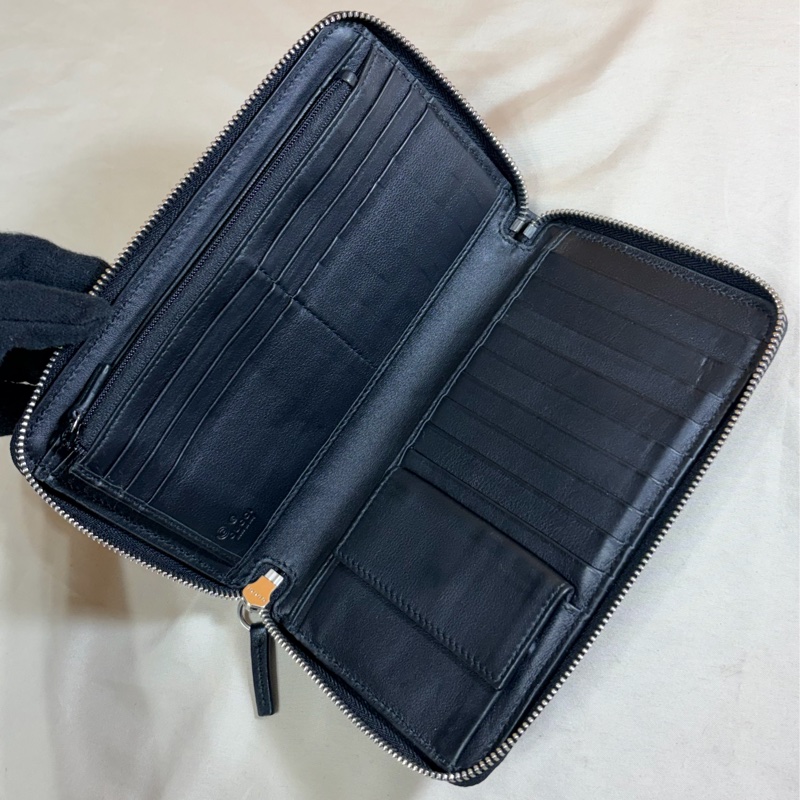 🔥實用首選 Gucci 古馳 滿版老花牛皮壓紋 拉鏈16卡零錢袋長夾-2