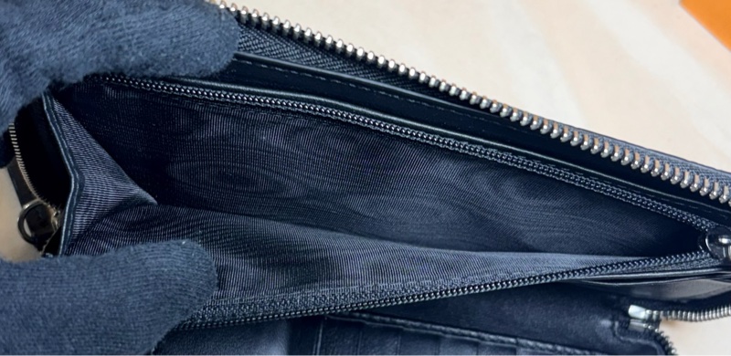 🔥實用首選 Gucci 古馳 滿版老花牛皮壓紋 拉鏈16卡零錢袋長夾-3