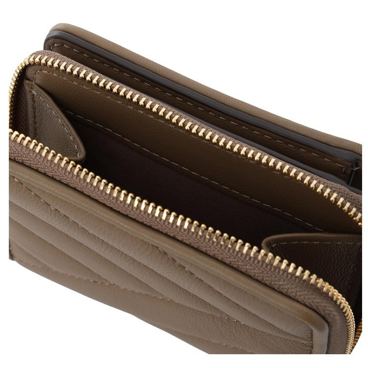 【TORY BURCH】質感皮革短夾-沙褐色-2