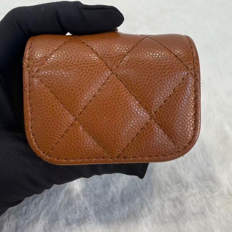 Chanel 焦糖色耳機包-8