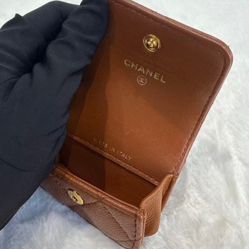 Chanel 焦糖色耳機包-11