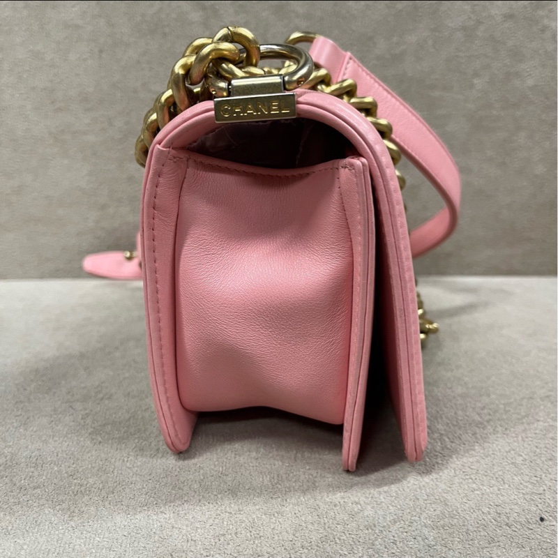 【99.9新 ✨ 全網最低價！】Chanel香奈兒 Leboy 粉色V紋現貨好價❤️-5