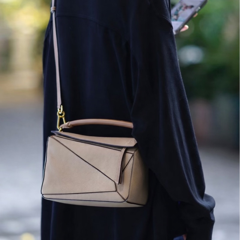 絕版羅意威幾何包LOEWE沙色拼棕牛皮Puzzle小號手提側背包-0