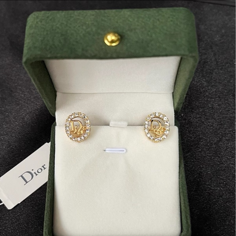 【98新✨ 全網最低價！】Dior金色 logo 耳環-0