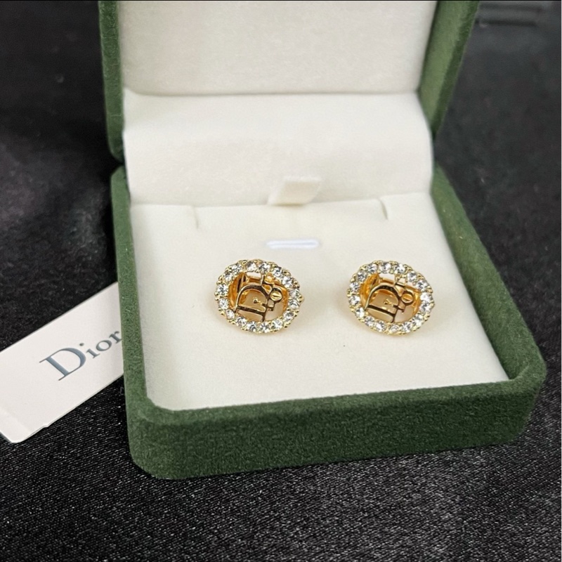 【98新✨ 全網最低價！】Dior金色 logo 耳環-3