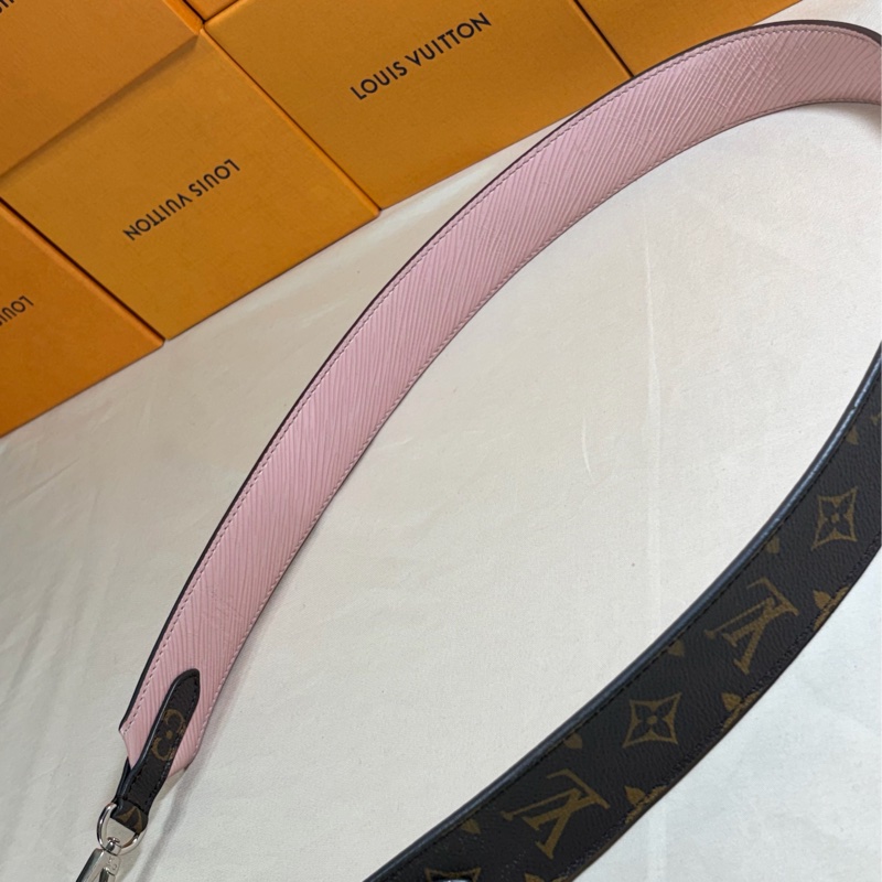 ‼️全台最甜 LV寬背帶/肩帶 Louis Vuitton 路易威登 水波紋拼老花 雙面用-3