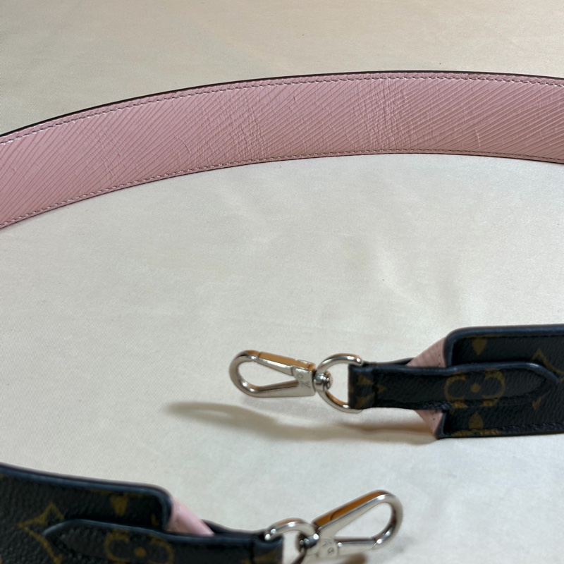 ‼️全台最甜 LV寬背帶/肩帶 Louis Vuitton 路易威登 水波紋拼老花 雙面用-5