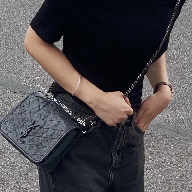 聖羅蘭迷你Niki YSL黑銀揉製牛皮NIKI CHAIN WALLET  5831030EN04-0