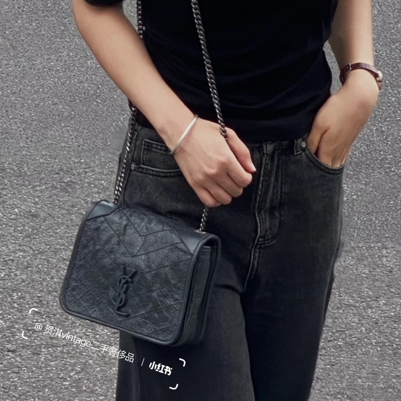 聖羅蘭迷你Niki YSL黑銀揉製牛皮NIKI CHAIN WALLET  5831030EN04-2