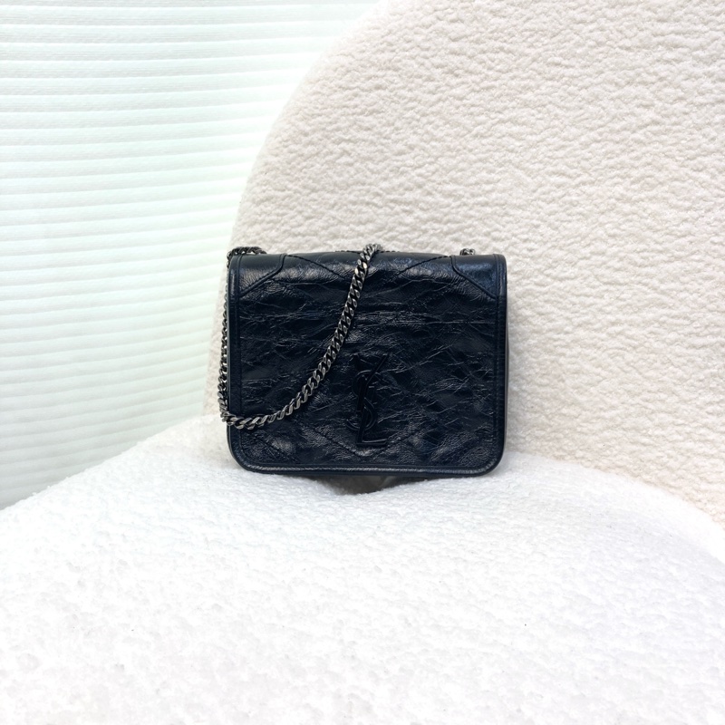 聖羅蘭迷你Niki YSL黑銀揉製牛皮NIKI CHAIN WALLET  5831030EN04-6