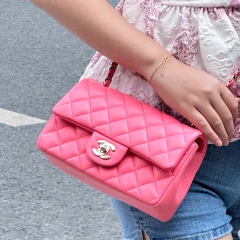 甜美富金款😍超限量💯Chanel香奈兒少女粉色金扣大mini cf單肩斜挎包