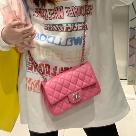 甜美富金款😍超限量💯Chanel香奈兒少女粉色金扣大mini cf單肩斜挎包-3