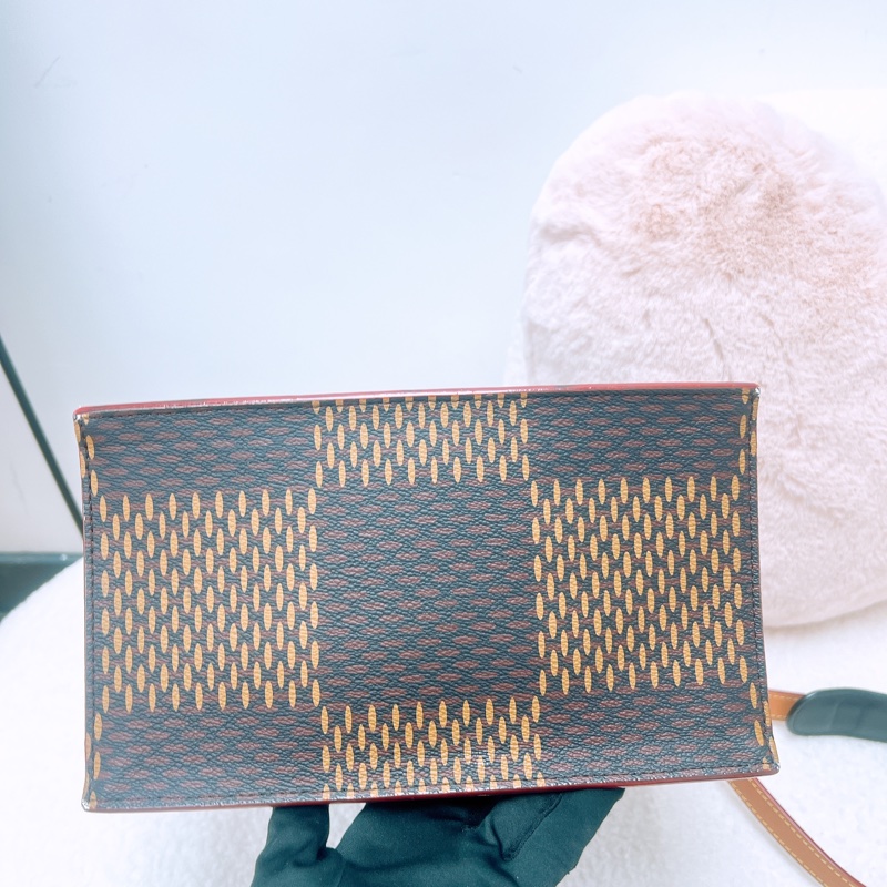 Lv x nigo 手提托特包/風琴包-3