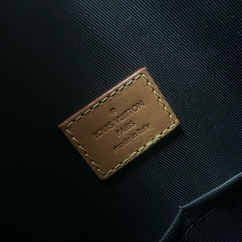 Lv x nigo 手提托特包/風琴包-11