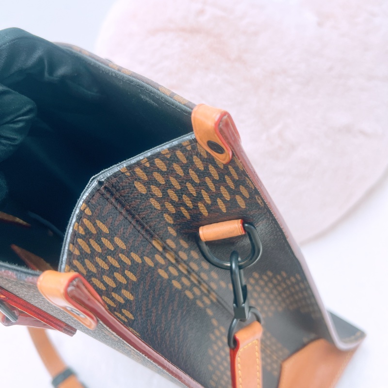 Lv x nigo 手提托特包/風琴包-14