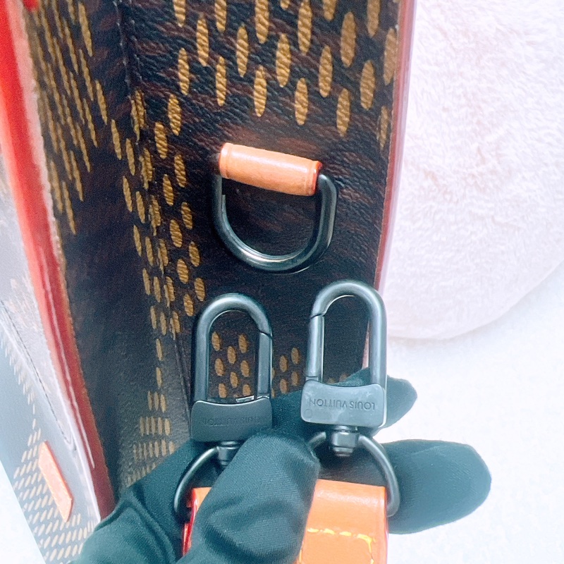 Lv x nigo 手提托特包/風琴包-15