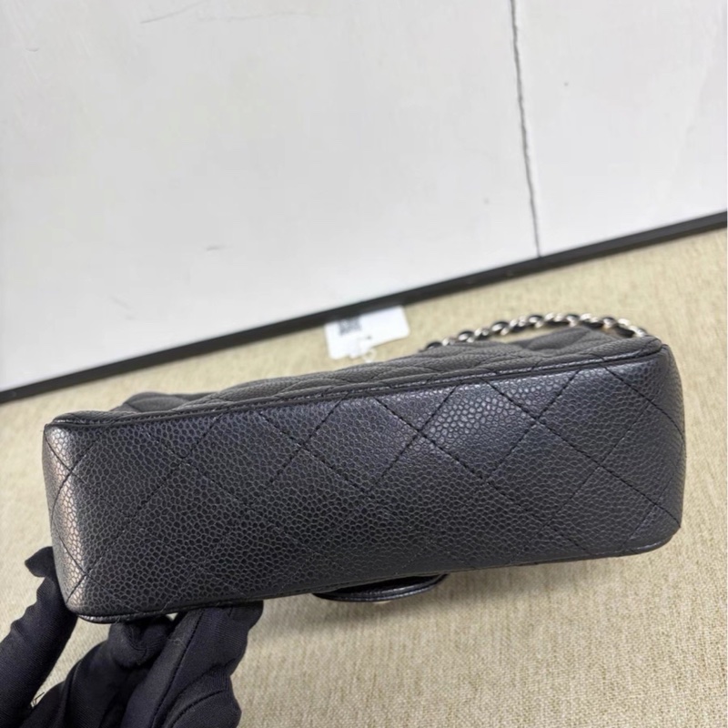 實用熱門款❤️🔥99新🆕Chanel香奈兒黑銀荔枝牛皮大mini cf20單肩斜挎包-12