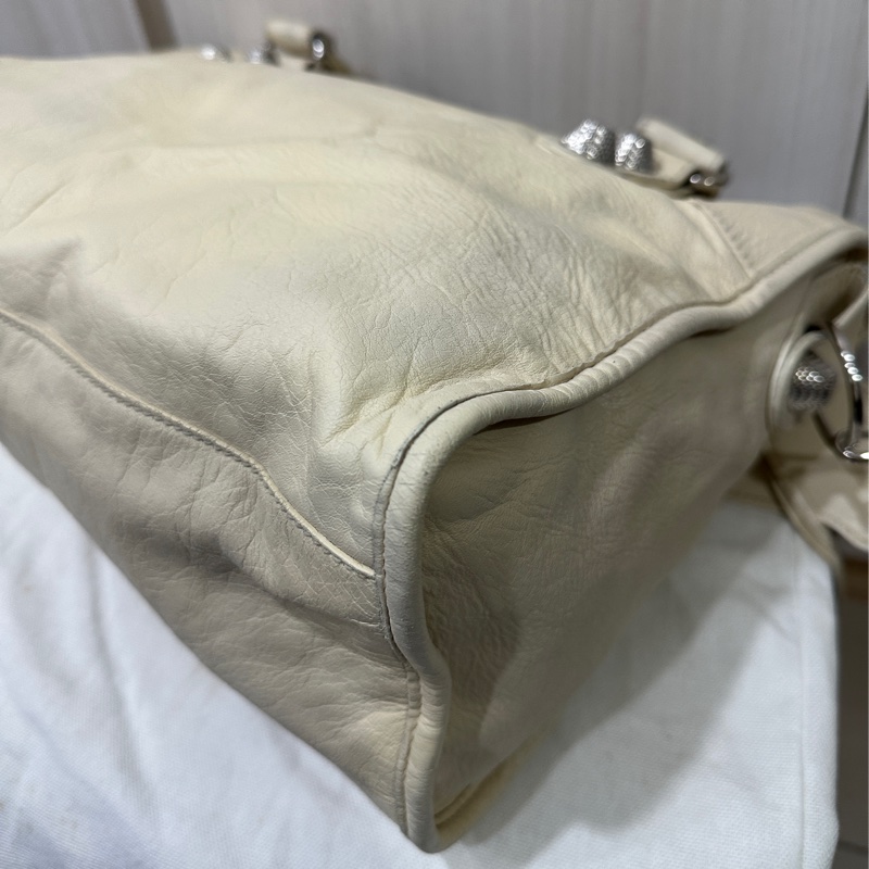 Balenciaga Giant City 白色銀扣機車包-12