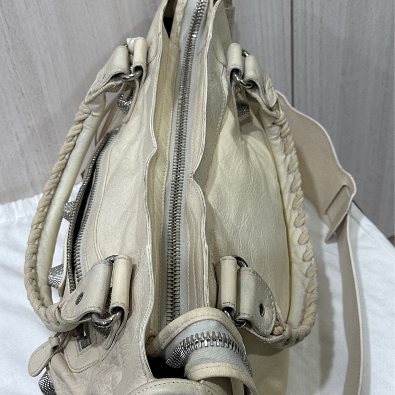 Balenciaga Giant City 白色銀扣機車包-23