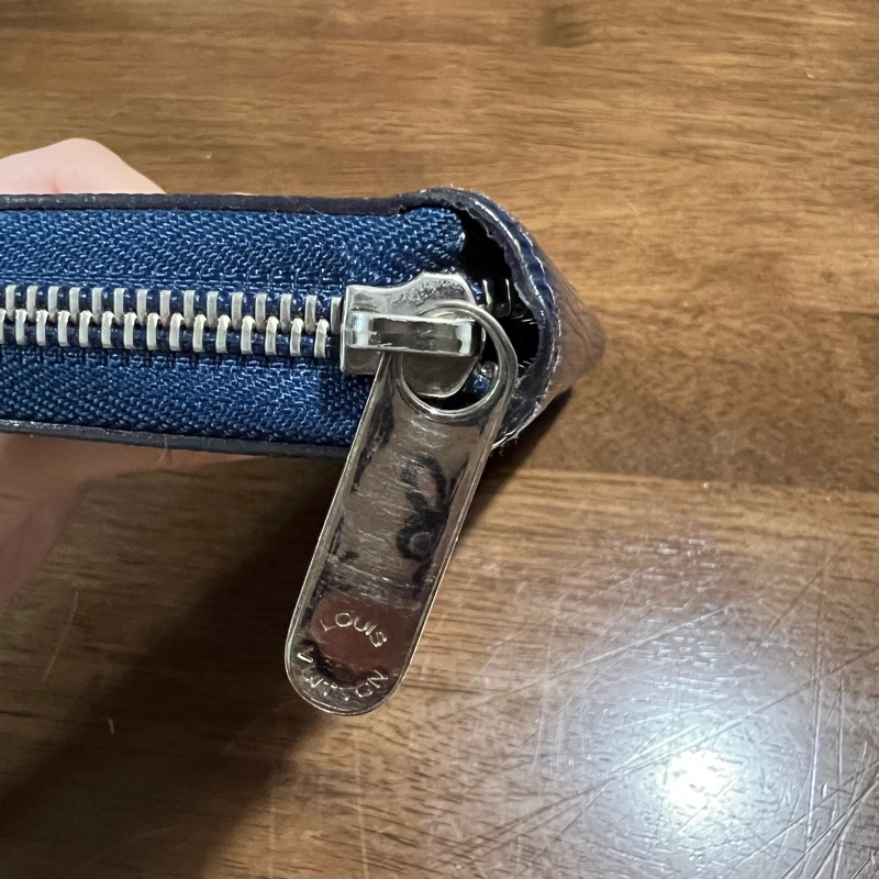 LV水波紋深藍色長夾-4