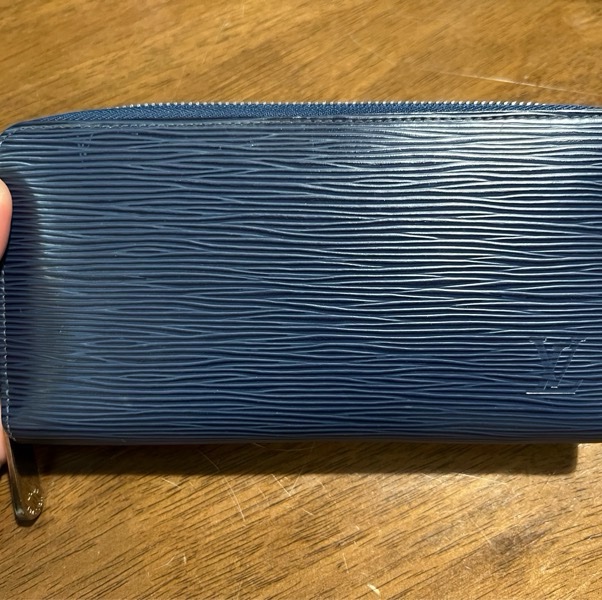 LV水波紋深藍色長夾-6