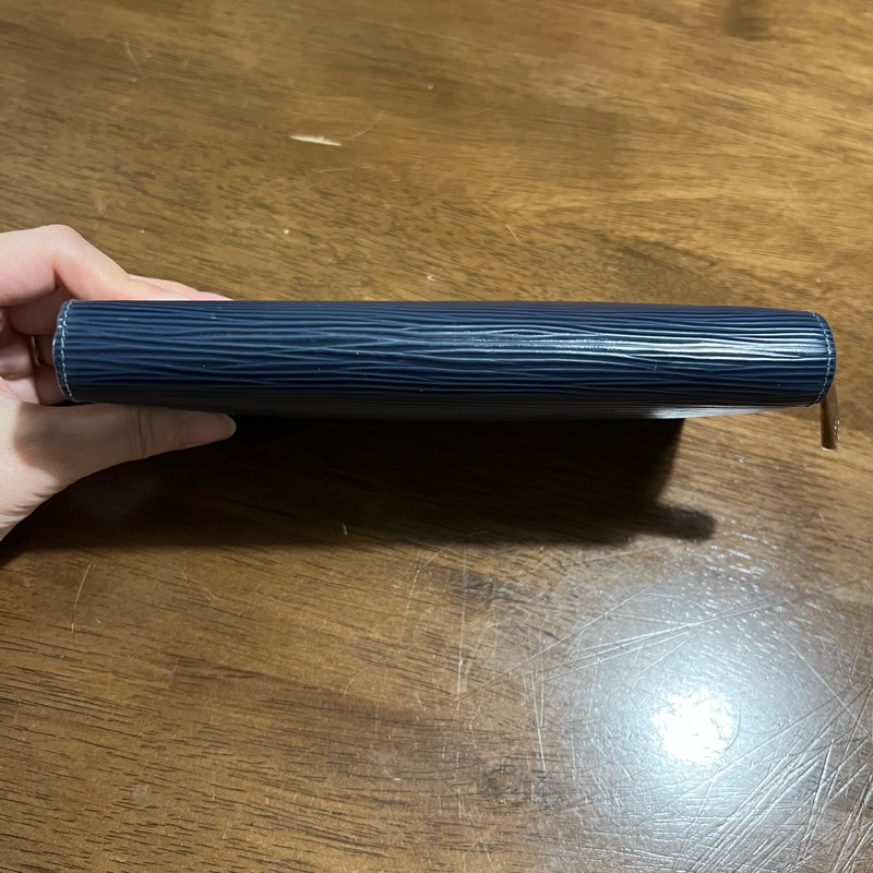 LV水波紋深藍色長夾-7