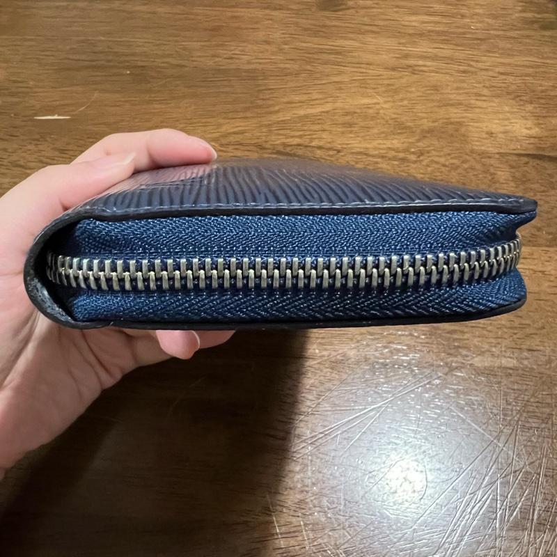 LV水波紋深藍色長夾-12