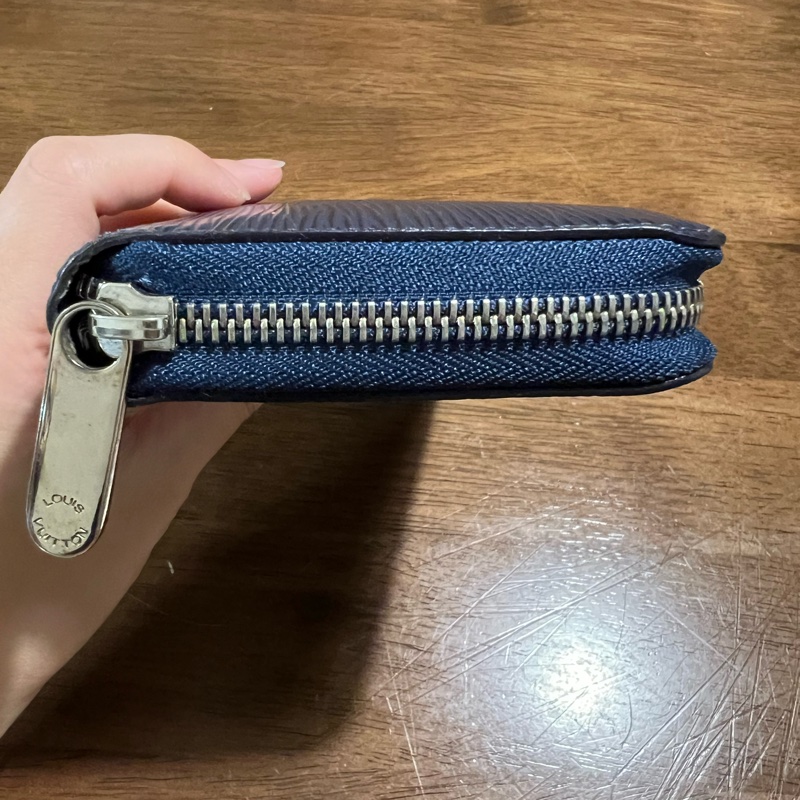 LV水波紋深藍色長夾-13