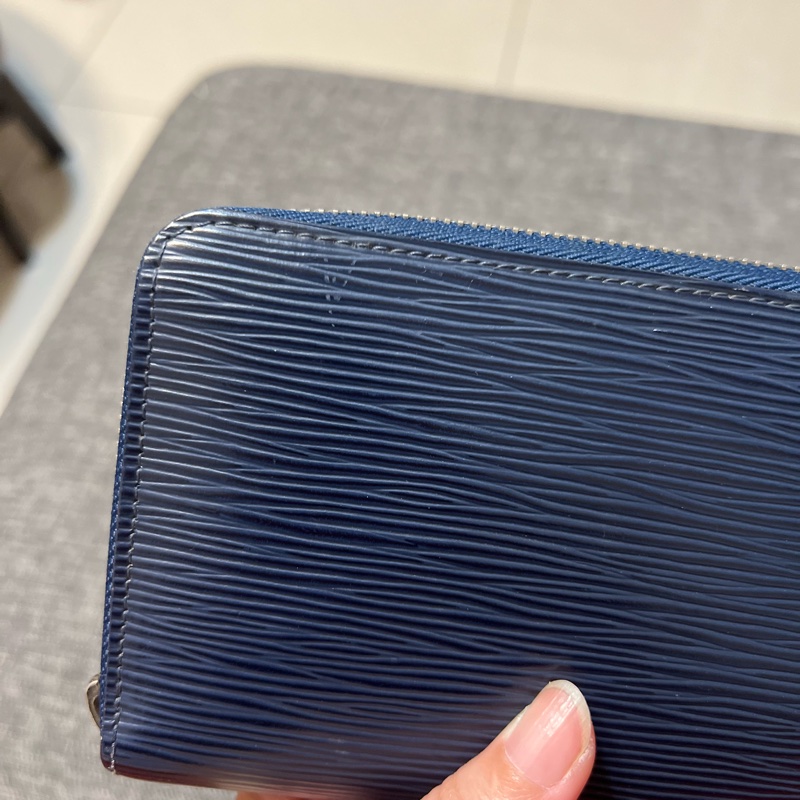 LV水波紋深藍色長夾-23