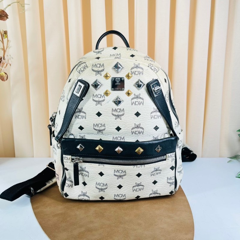 MCM  白色老花拼皮雙肩包 容量大-0