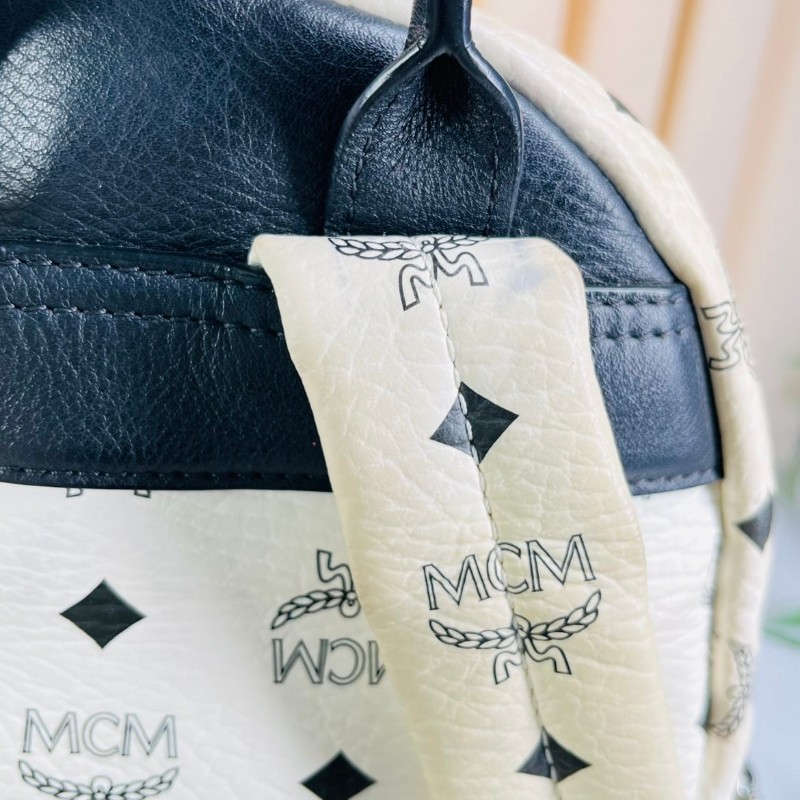MCM 白色老花拼皮雙肩包 容量大-8