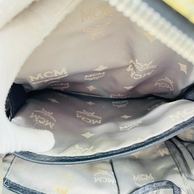 MCM 白色老花拼皮雙肩包 容量大-12