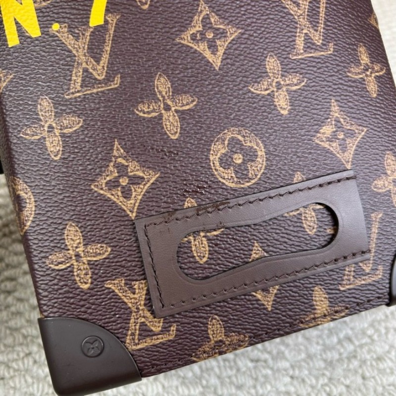 路易威登LV秀款盒子包soft trunk新款限量 有肩帶 可斜挎可單肩可手提 老花獨特設計加上綠色手柄 男女通用 芯片款-7