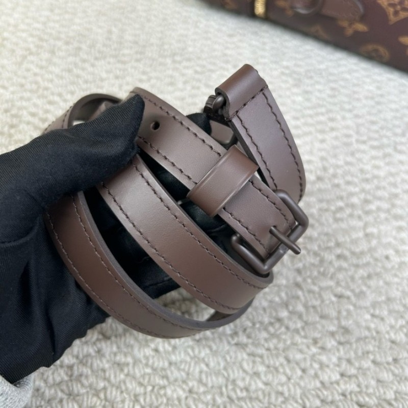 路易威登LV秀款盒子包soft trunk新款限量 有肩帶 可斜挎可單肩可手提 老花獨特設計加上綠色手柄 男女通用 芯片款-18