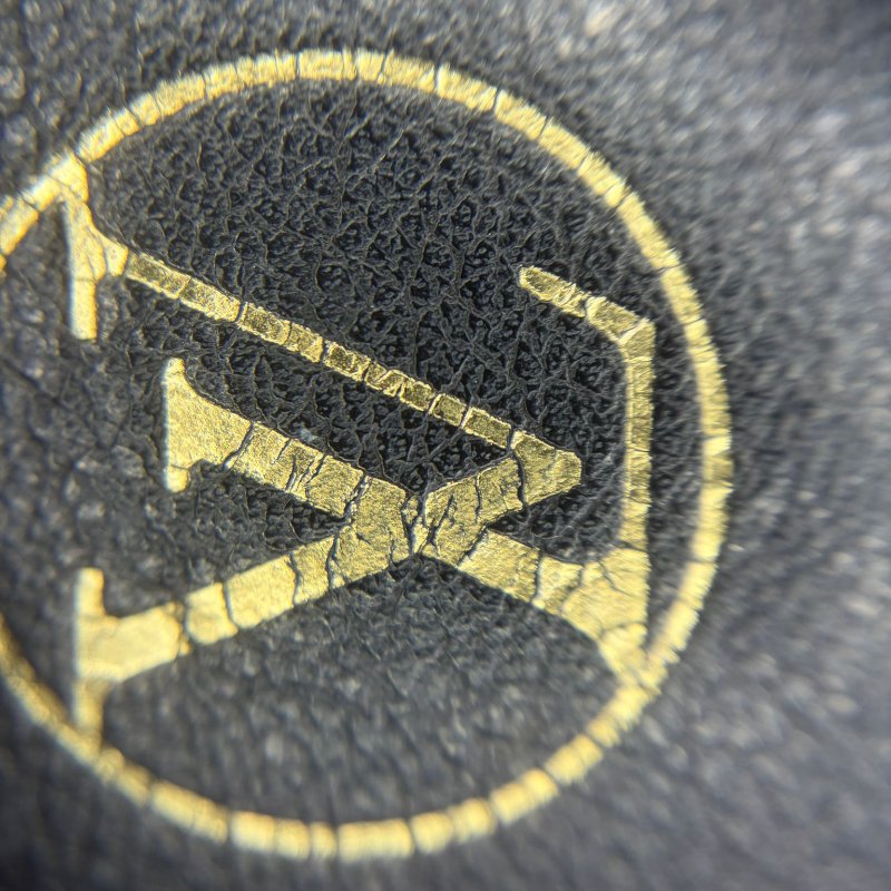 Louis Vuitton On My Side 全粒面牛皮手提包-3